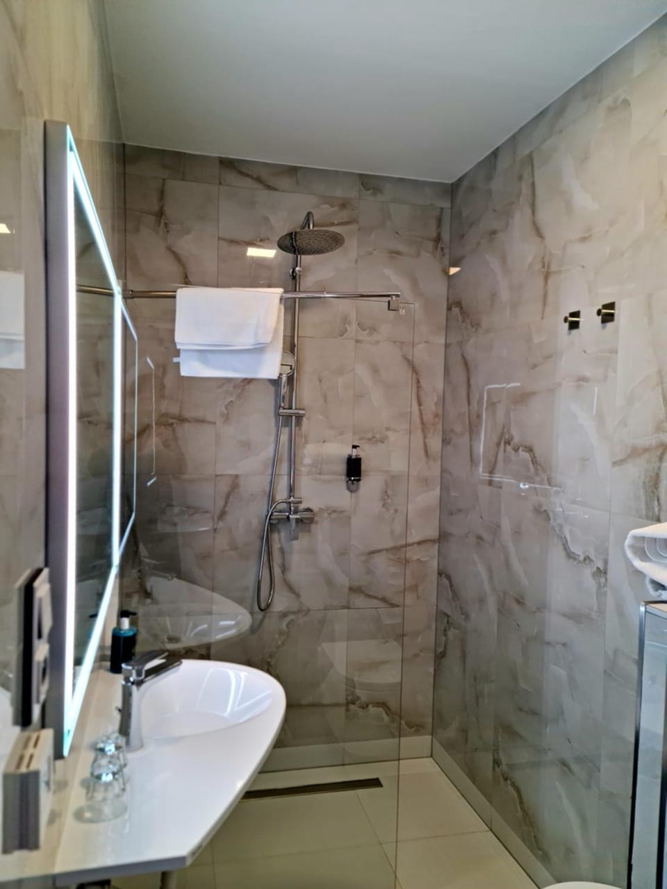 Property building, Bathroom