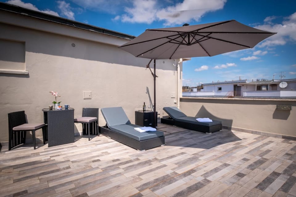 Day, Balcony/Terrace, Seating area, sunbed
