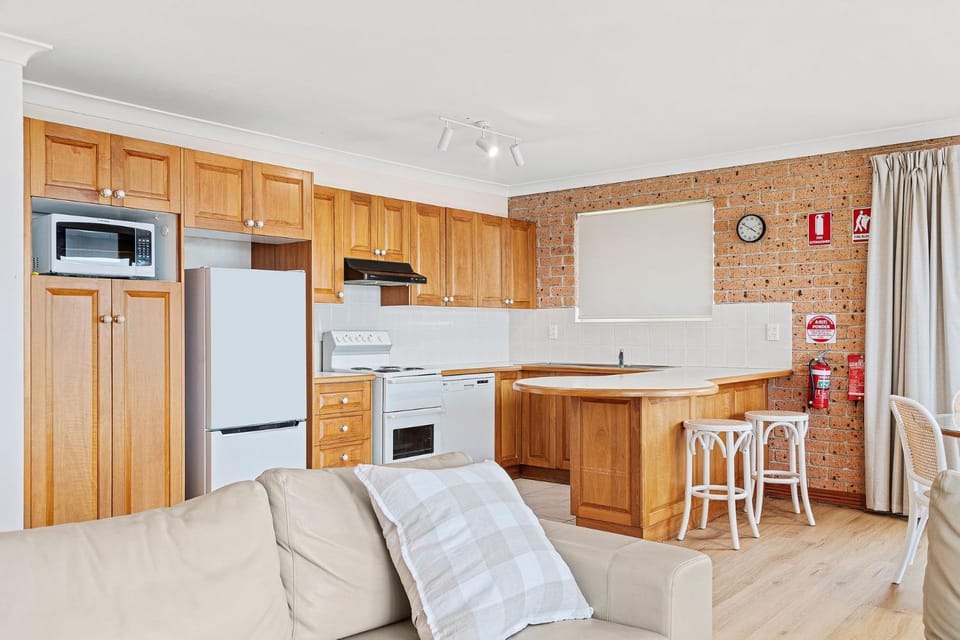 Grand Pacific 1 Unit 1 - Ground Floor Apartment in Narooma