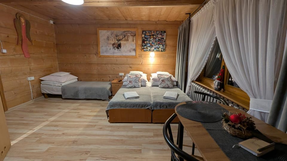Anna Wilczek - Pokoje z Góralską Duszą - Bukowina Tatrzańska Farm Stay in Lesser Poland Voivodeship