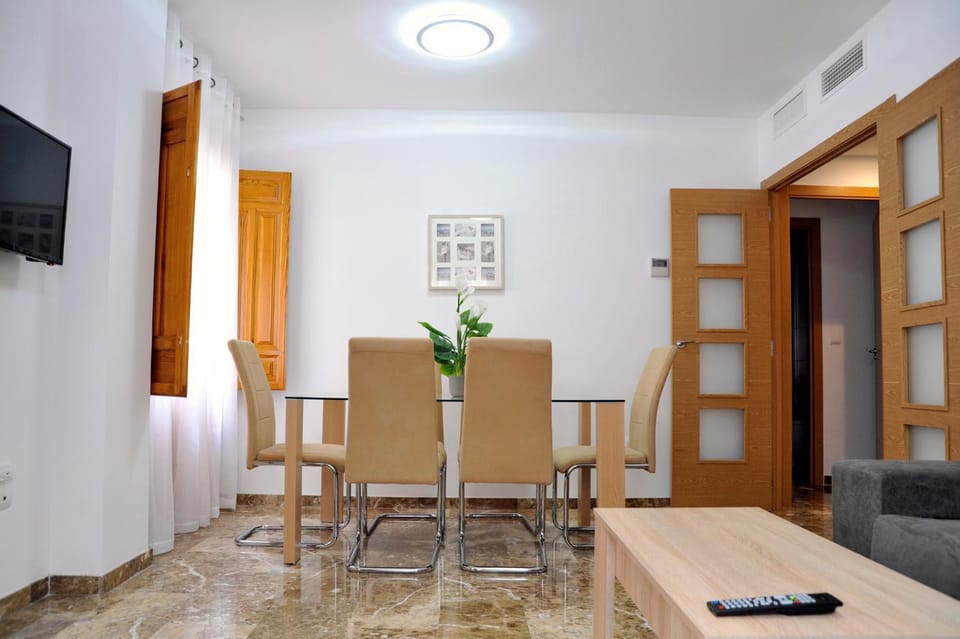 ALHAMBRA.MESONES 4 Apartment in Granada