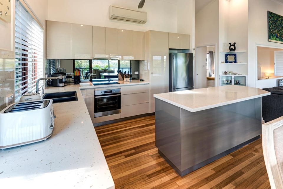 pet friendly, stove, kitchen