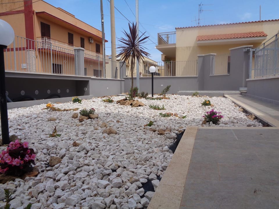 Property building, Garden
