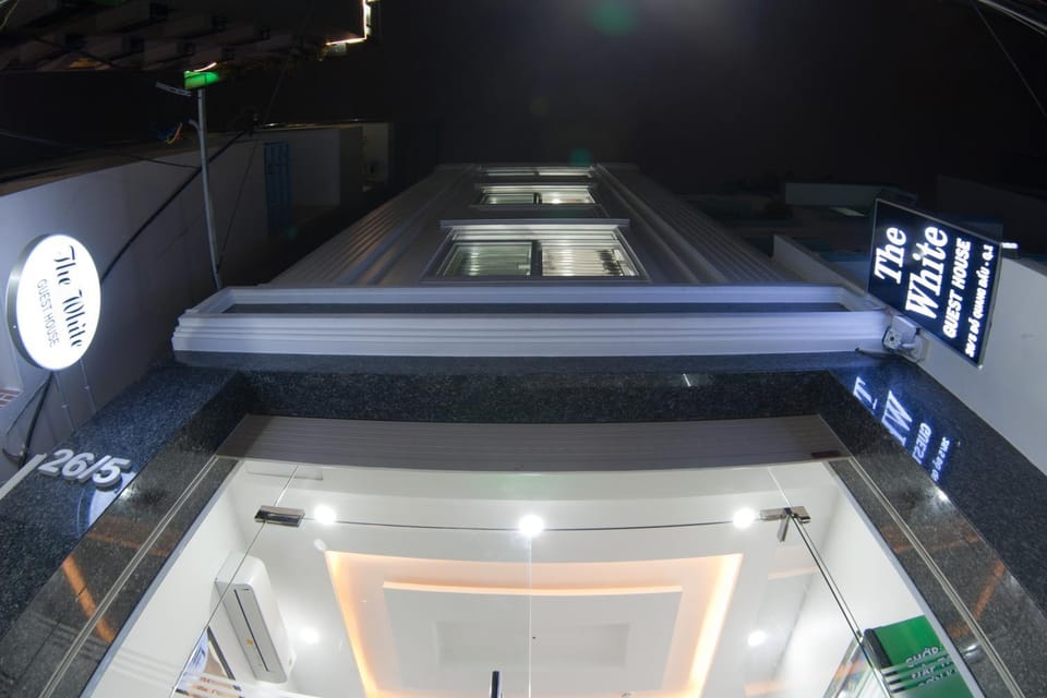 Facade/entrance, Night