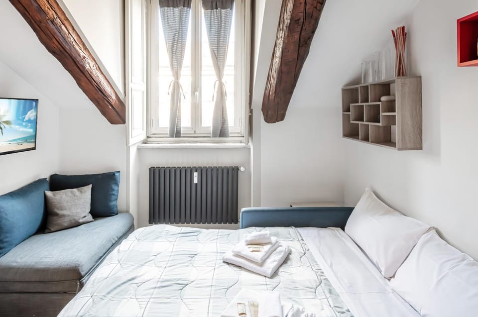 Living room, Bedroom