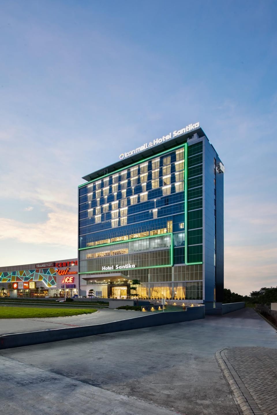 Property building, Facade/entrance