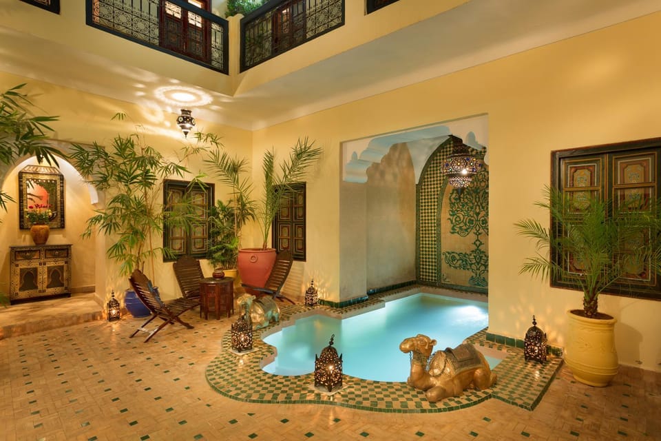 Swimming pool, Swimming pool