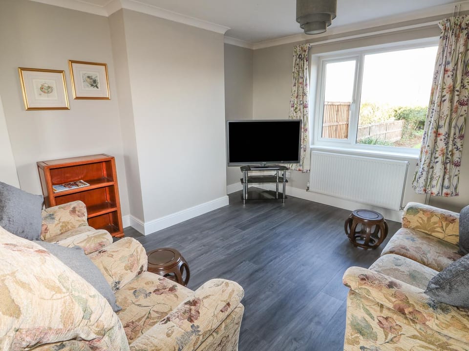 27 Whitegates House in Broadland District