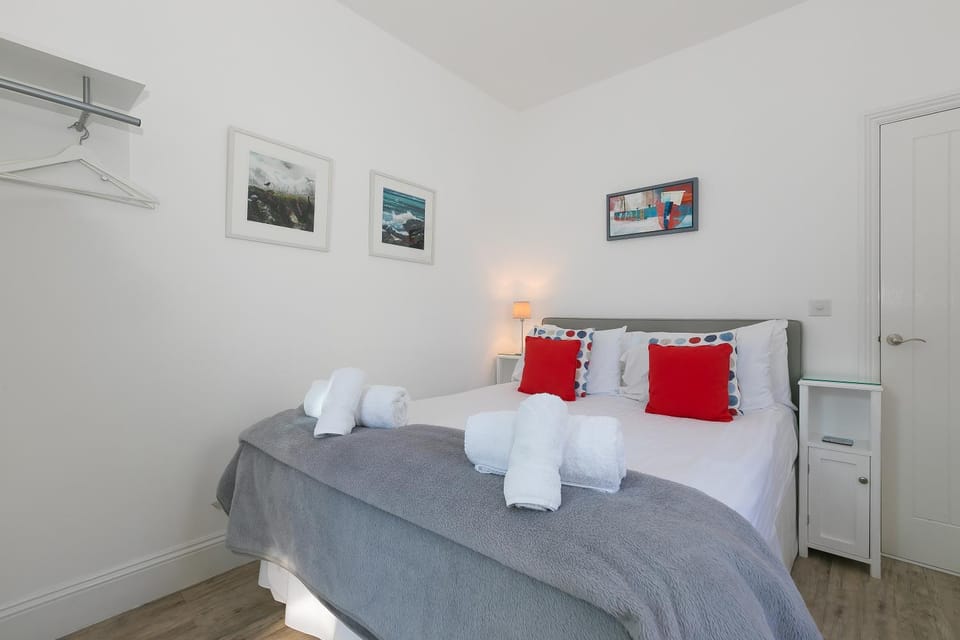 SeaCrest 1 Apartment in Saint Ives