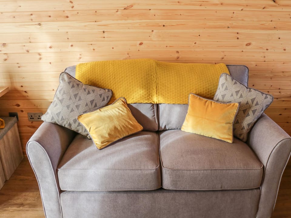 Dingle Den House in Wales