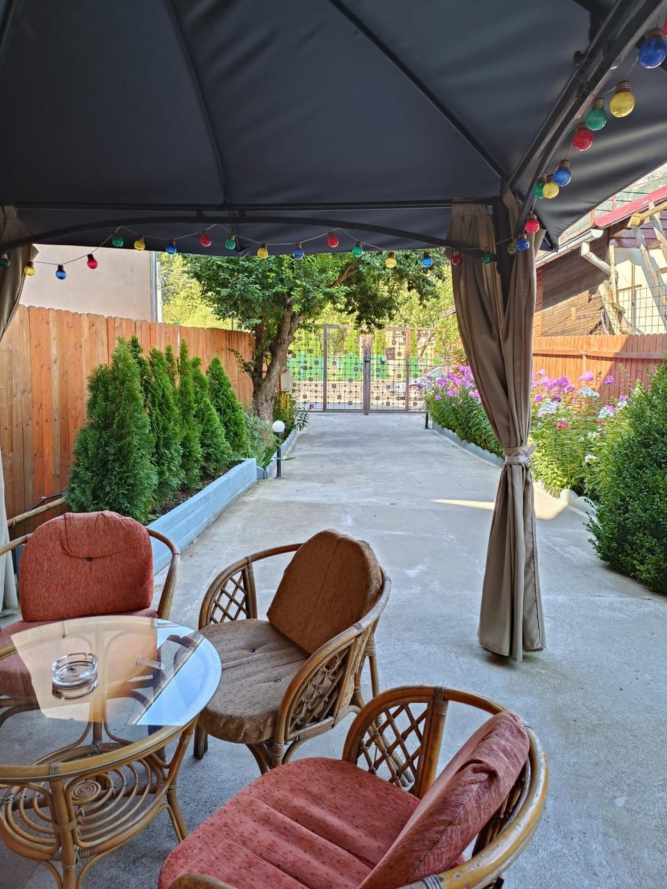 Inner courtyard view