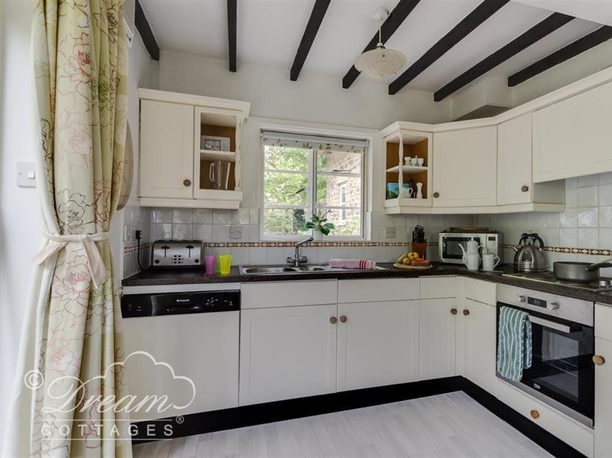 Little Berwick Cottage House in West Dorset District