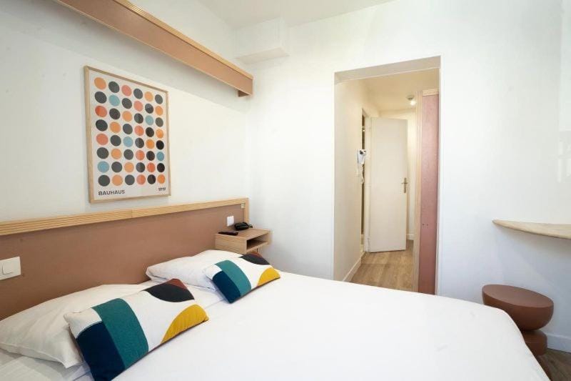 Hôtel Edgar Quinet Hotel in Paris
