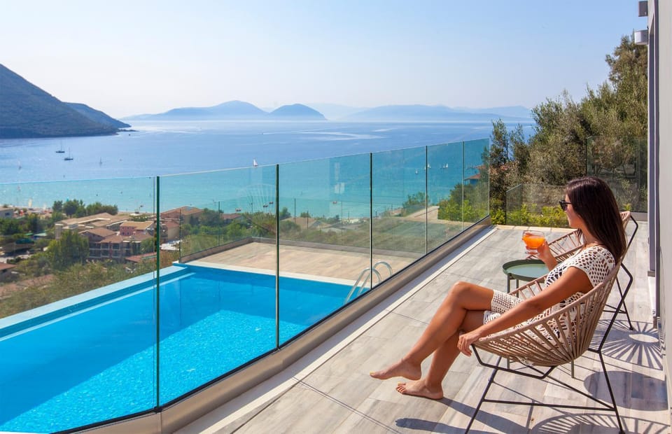 Balcony/Terrace, Mountain view, Sea view
