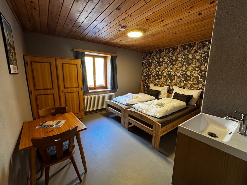 Familiehotel La Randulina Inn in Canton of Grisons