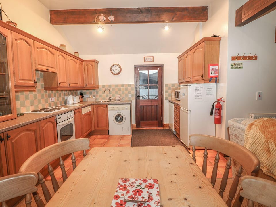 Piggery Place House in Derbyshire Dales District