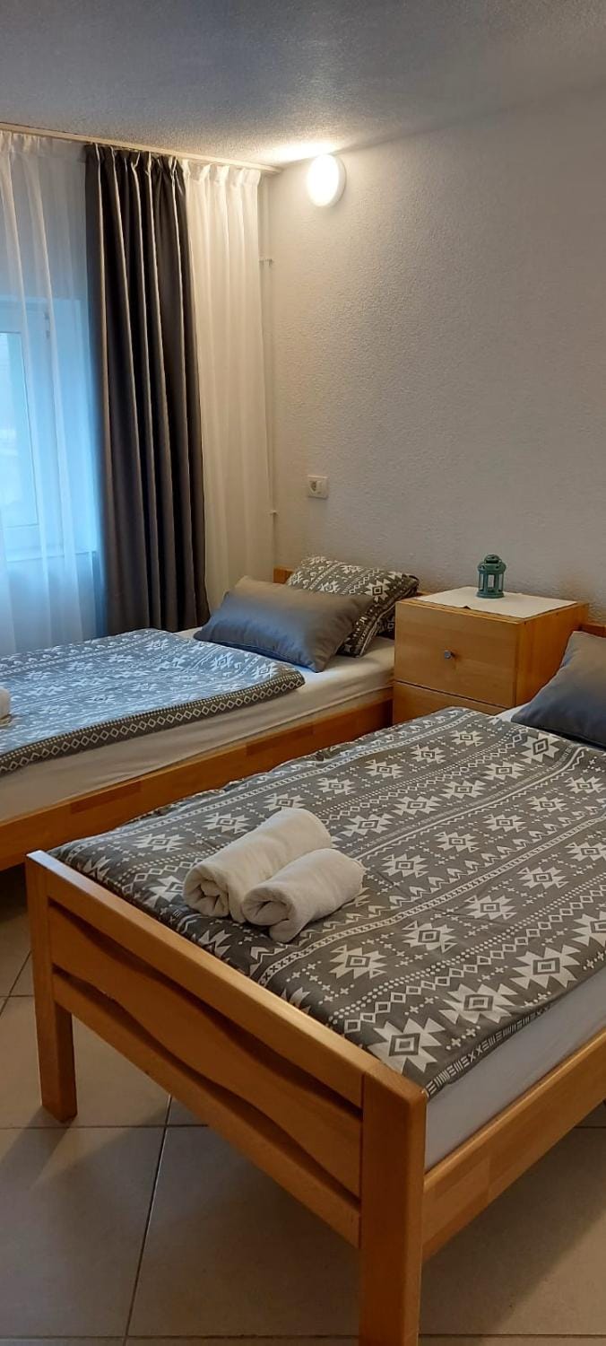Green House Izvor Vrilo House in Split-Dalmatia County