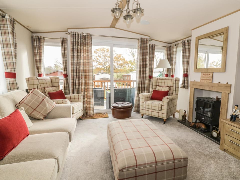 27 Lake View House in Broadland District