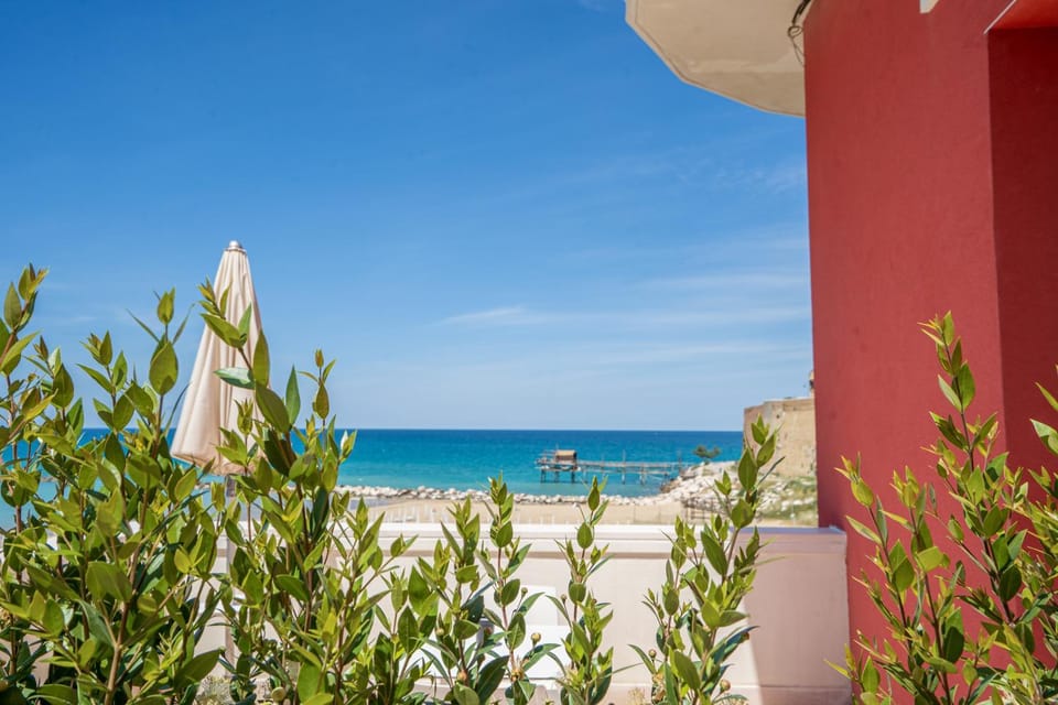 Natural landscape, Balcony/Terrace, Beach, Sea view