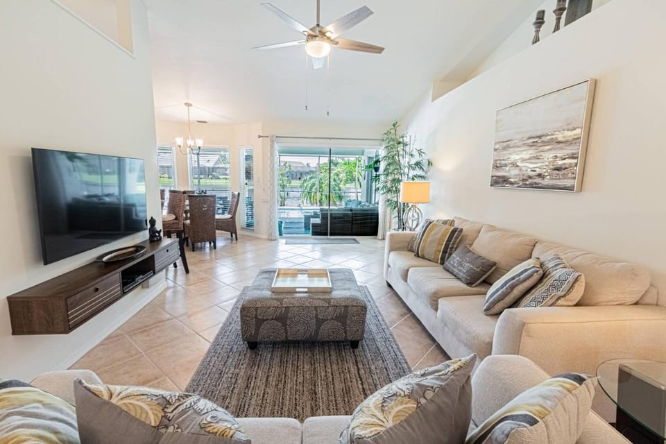 Crown Pointe- Harrogate Ct. House in Collier County