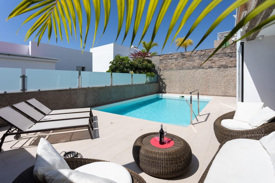 Pool view, Swimming pool, Swimming pool