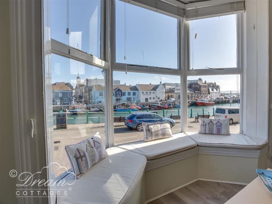 Harbour Edge House in Weymouth