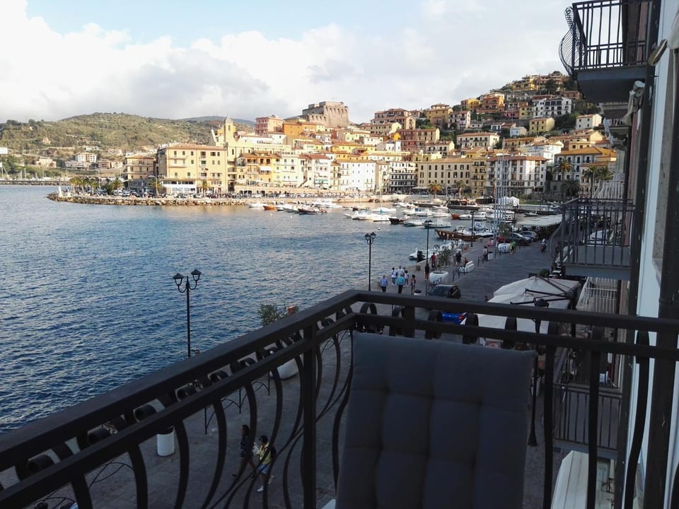 Molo 41 Apartment in Porto Santo Stefano