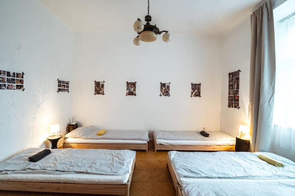 a SZOBA apartman Apartment in Hungary