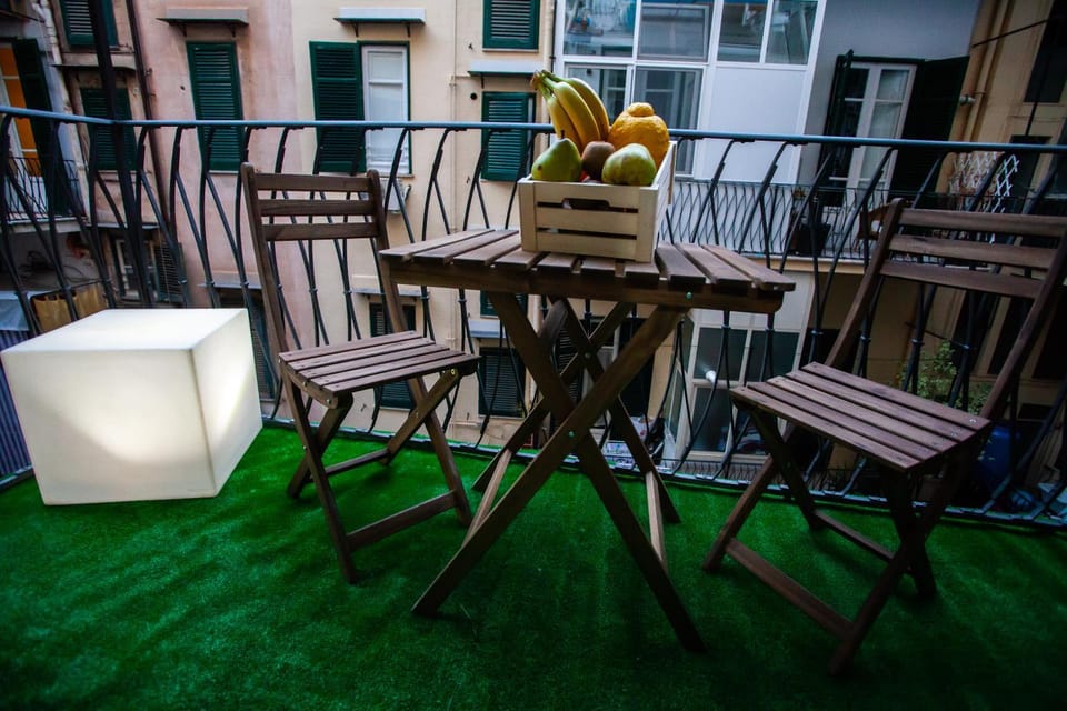 Food close-up, Balcony/Terrace