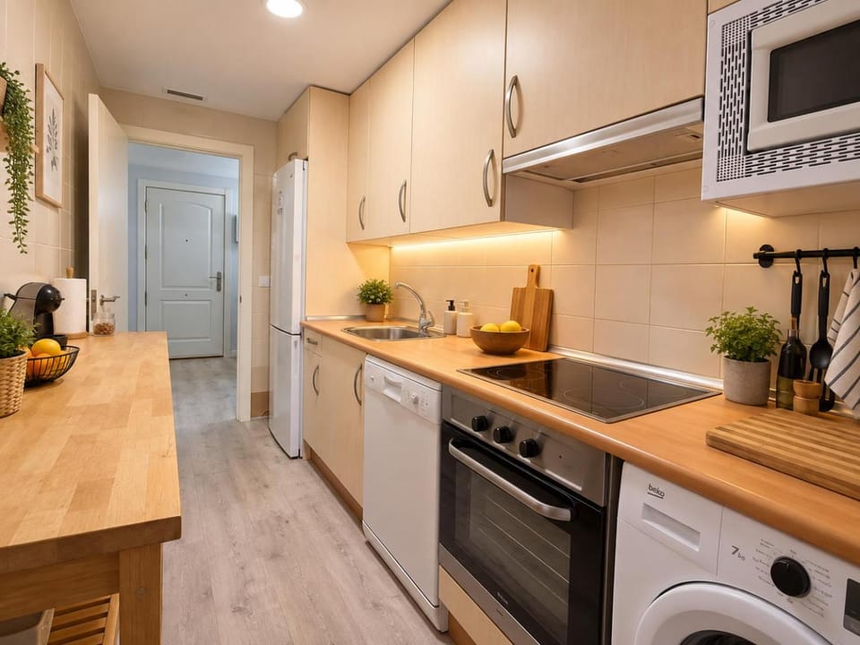 oven, pet friendly, toaster, washing machine