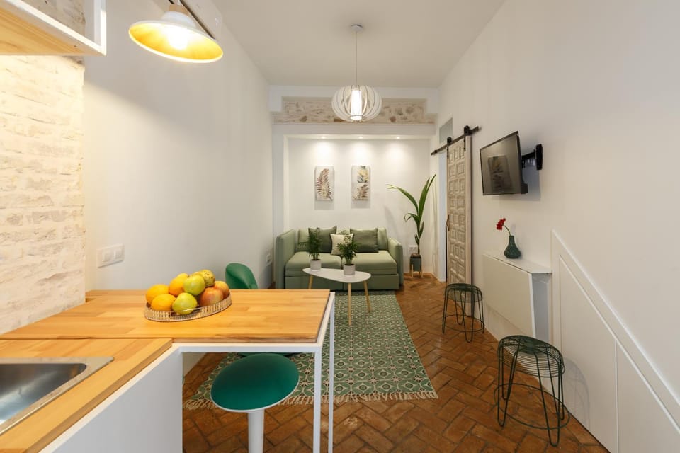 Kitchen or kitchenette, Living room, Dining area, Food