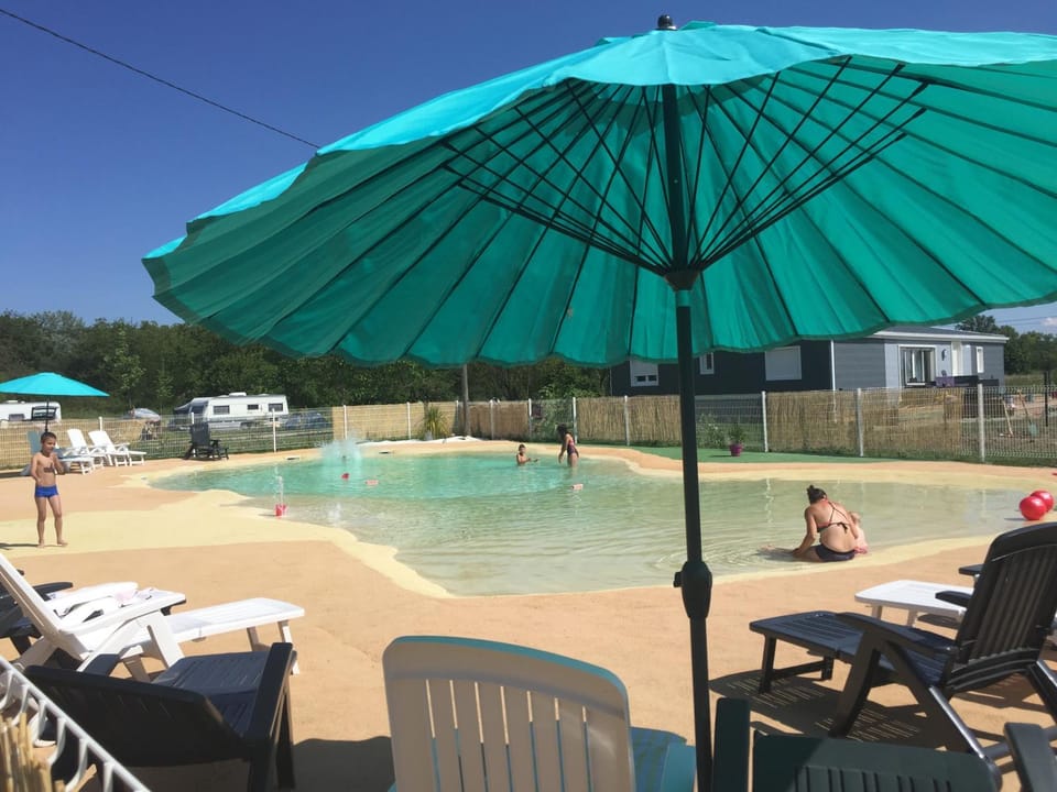 Camping du canal Campground/ 
RV Resort in Switzerland