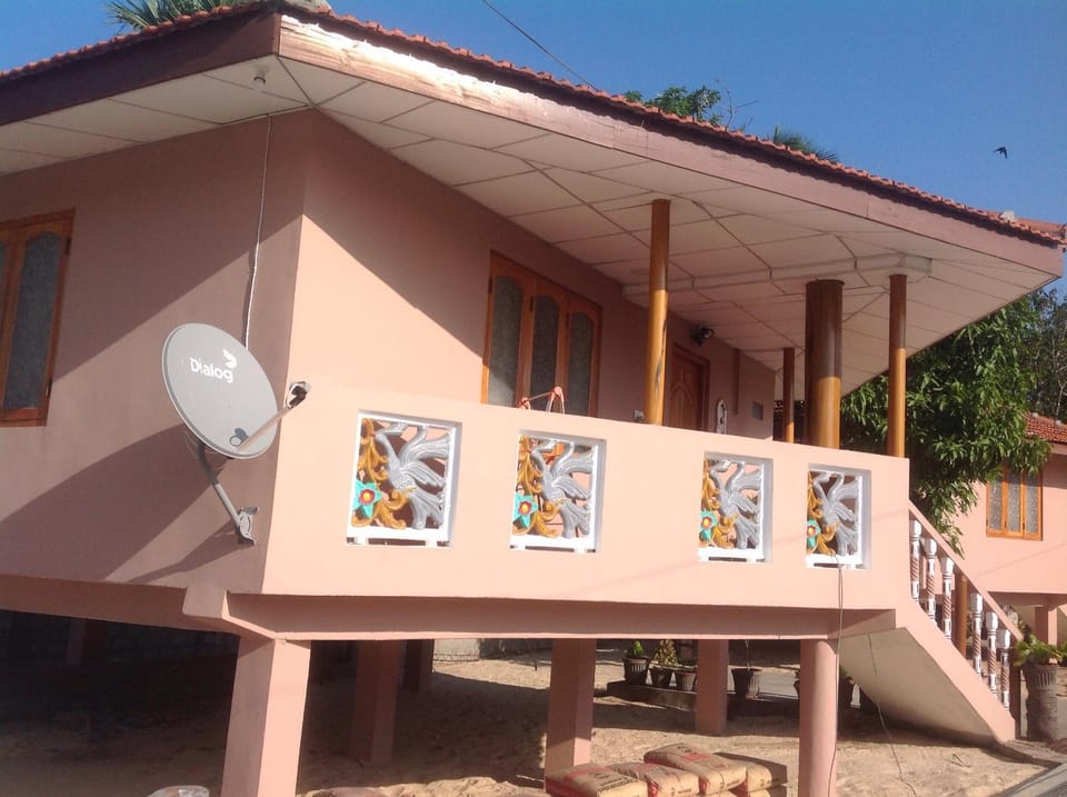 pesalai plvillas Bed and Breakfast in Sri Lanka