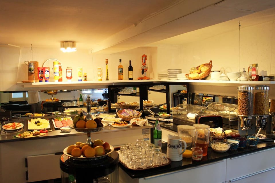 Buffet breakfast