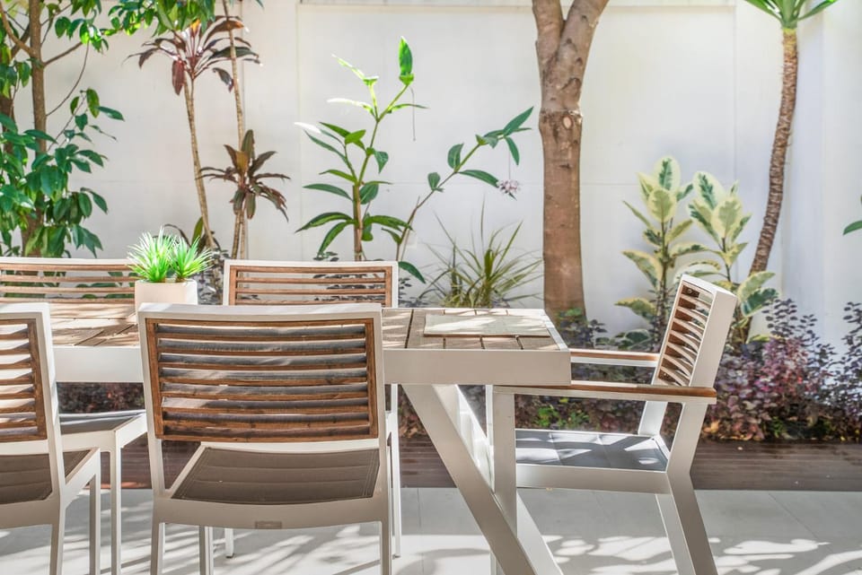 Patio, Seating area