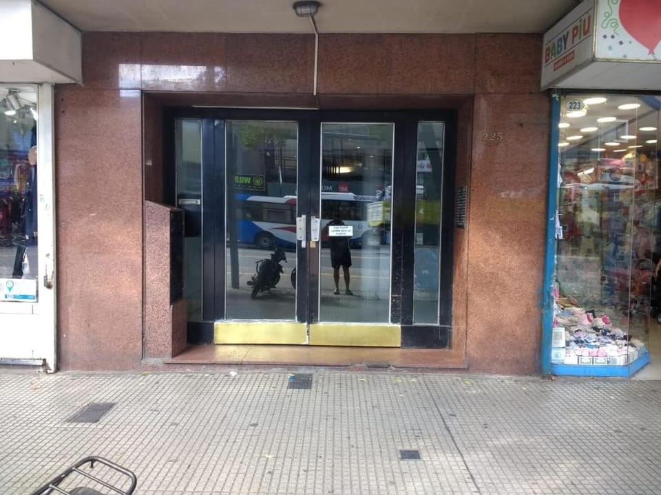 Depto Pueyrredón 225 CABA Apartment in Buenos Aires