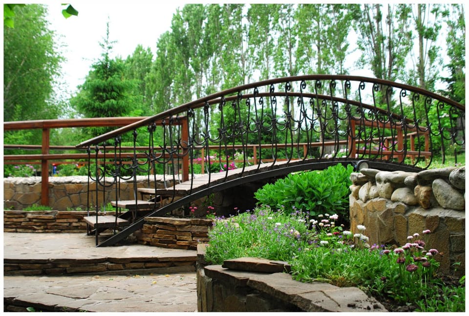 Spring, On site, Garden view