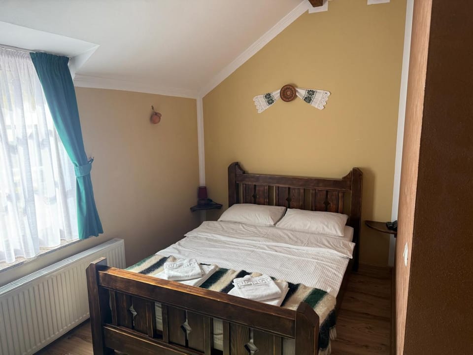 HANUL TENTEA Bed and Breakfast in Romania