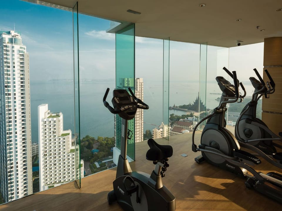 Fitness centre/facilities, Sea view