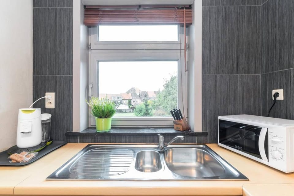 Enjoy Bruges Charming Damse Vaartzicht Apartment Apartment in Bruges