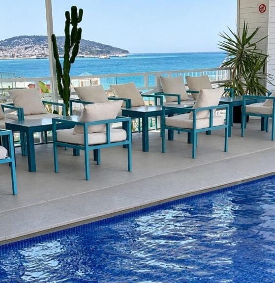 Sea view, Swimming pool