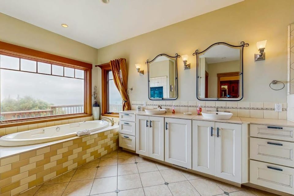 Seascape Gualala House in Gualala