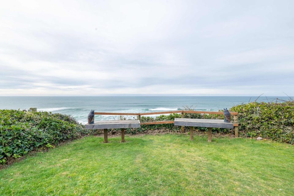 Bright Shores House in Lincoln City