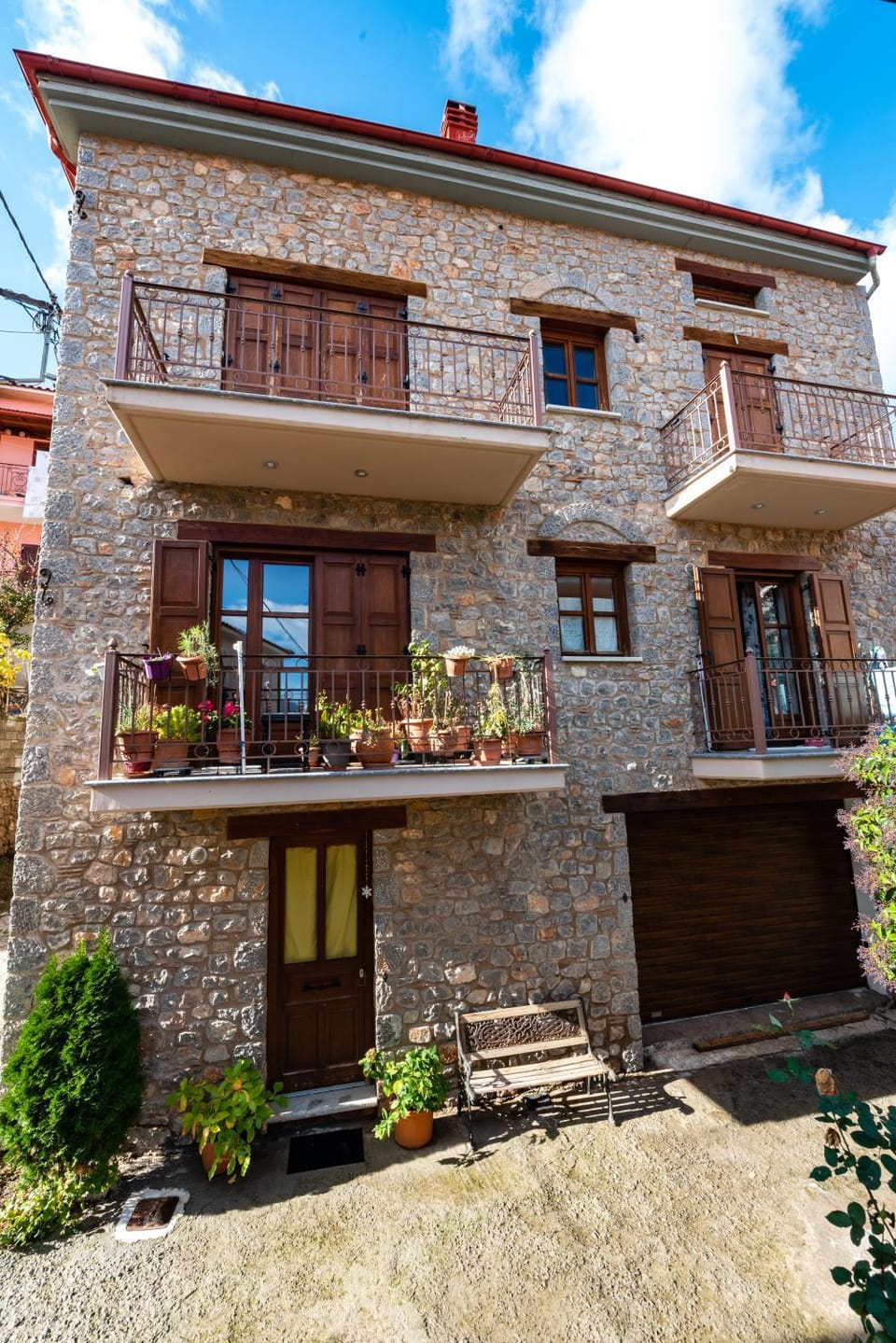 Property building, Facade/entrance