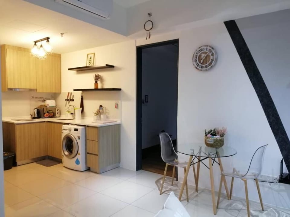 218 Tropicana Georgetown Penang #B30 2BR for 4-7pax温馨窝舒适两房 Apartment in George Town