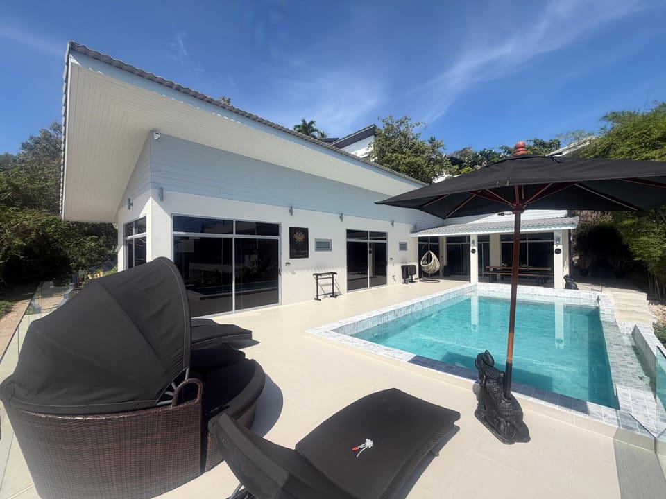 VILLA ARGANDA Sea View infinity-jacuzzi POOL Villa in Ko Samui