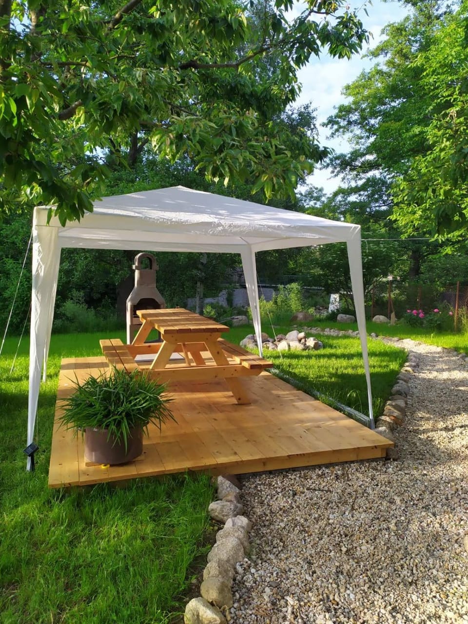BBQ facilities, Garden, Balcony/Terrace, Banquet/Function facilities, Dining area, On site