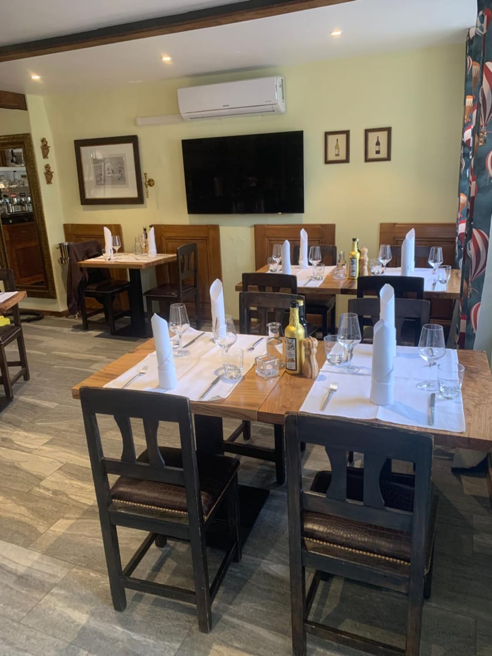Restaurant/places to eat