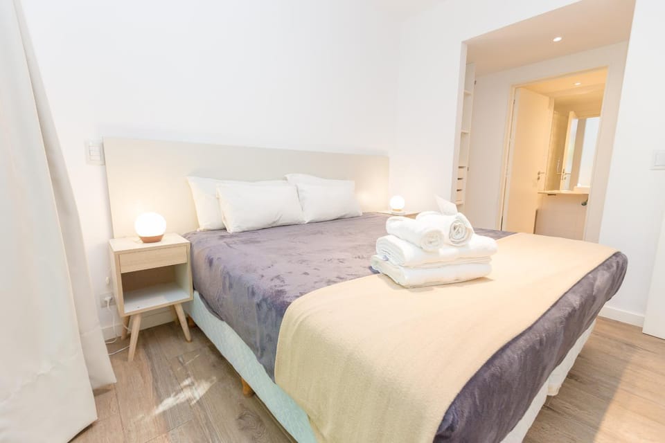 Bed, Photo of the whole room, Bedroom, towels, wardrobe
