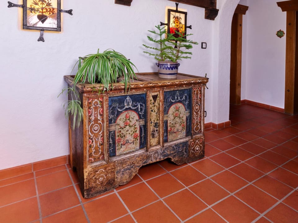 Decorative detail
